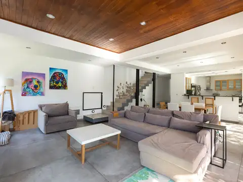 Casa en Venta en Garin-El Triangulo, Garin