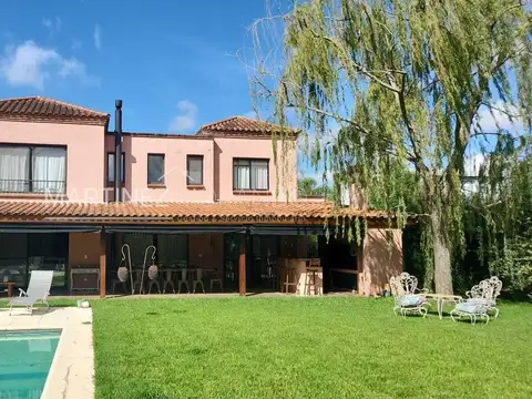 Casa en Venta en Saint Matthews, Countries y Barrios Cerrados en Pilar