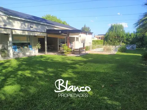 Casa en Venta en Septiembre, Countries y Barrios Cerrados en Escobar