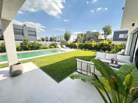 Casa en Venta en Countries y Barrios Cerrados en Pilar, Partido de Pilar