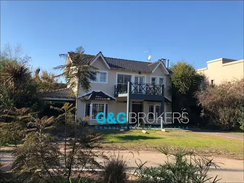 Casa en Venta en Barrio Parque Leloir, Partido de Ituzaingó