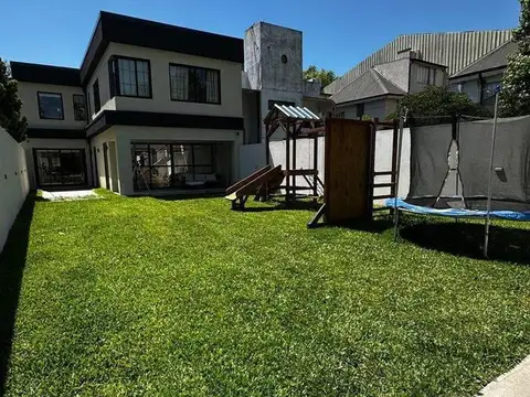 Casa en Venta en Adrogue, Partido de Almirante Brown