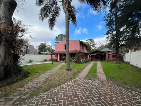 Casa en Venta en Barrio Parque Leloir, Partido de Ituzaingó