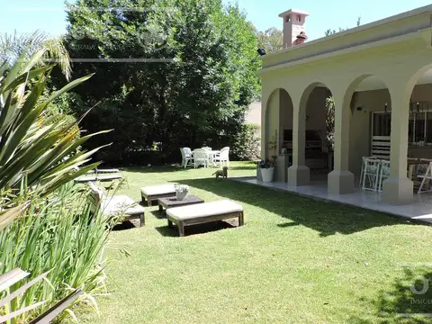Casa en Venta en Club El Carmen, Countries y Barrios Cerrados en Berazategui