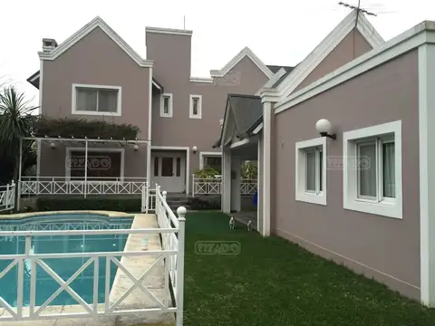 Casa en Venta en Campos De Alvarez, Countries y Barrios Cerrados en Francisco Alvarez