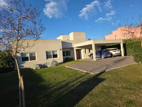 Casa en Venta en Countries y Barrios Cerrados en Campana, Partido de Campana