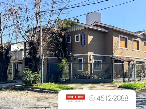 Casa en Venta en Acassuso Vias  /  Libertador, Acassuso