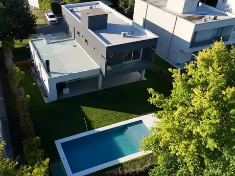 Casa en Venta en Barrancas de Iraola, Countries y Barrios Cerrados en Berazategui
