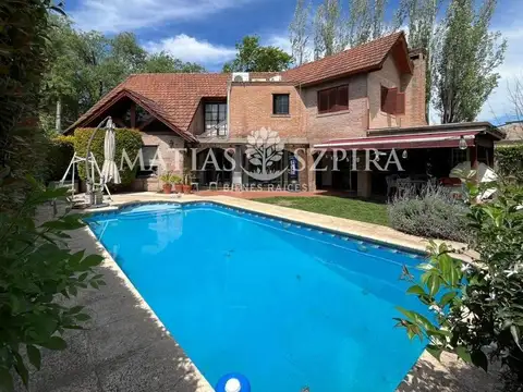 Casa en Venta en Barrio Parque Leloir, Partido de Ituzaingó