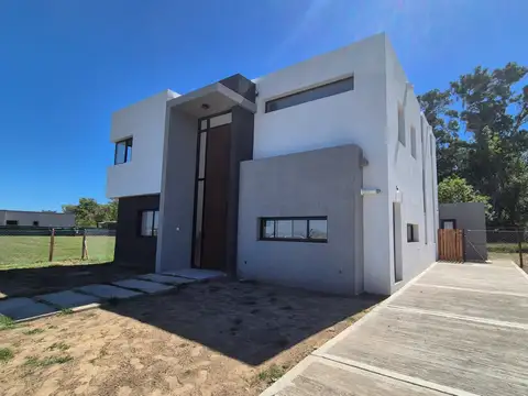 Casa en Venta en Puertos - Barrio Nativas, Countries y Barrios Cerrados en Escobar