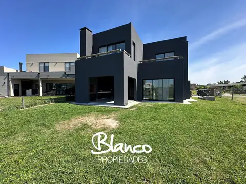 Casa en Venta en Villanueva, Countries y Barrios Cerrados en Tigre