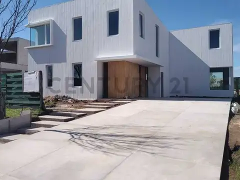 Casa en Venta en Puertos - Muelles, Countries y Barrios Cerrados en Escobar