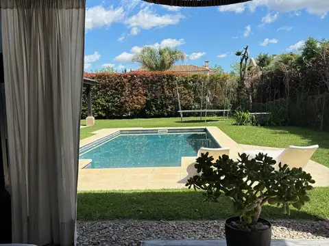 Casa en Venta en Santa Maria De Los Olivos, Countries y Barrios Cerrados en Malvinas Argentinas
