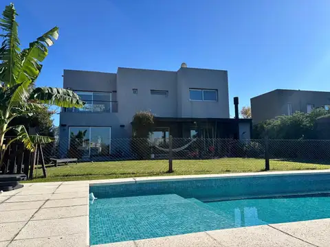 Casa en Venta en San Benito, Countries y Barrios Cerrados en Tigre