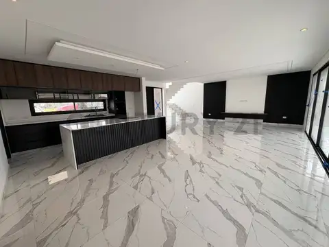 Casa en Venta en Lagos De Canning, Countries y Barrios Cerrados en Esteban Echeverria