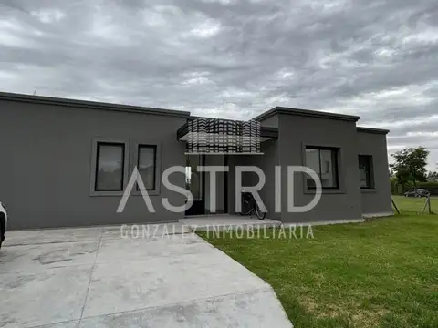 Casa en Venta en El Naudir, Countries y Barrios Cerrados en Escobar
