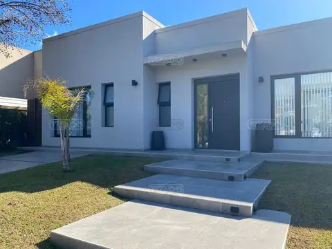 Casa en Venta en Country Club Banco Provincia, Countries y Barrios Cerrados en Moreno