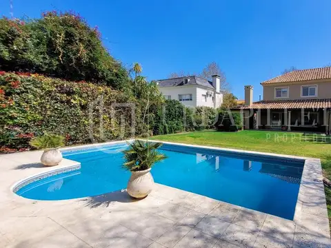 Casa en Venta en La Lomada De Pilar, Countries y Barrios Cerrados en Pilar