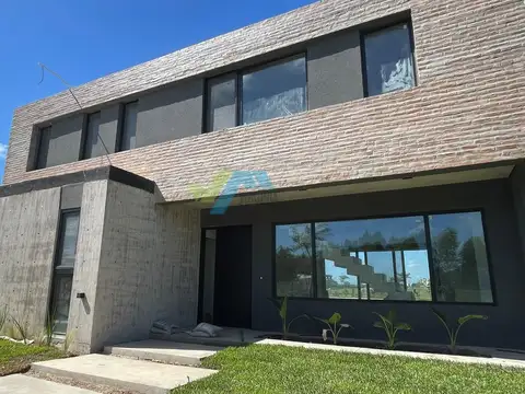 Casa en Venta en Puertos, Countries y Barrios Cerrados en Escobar