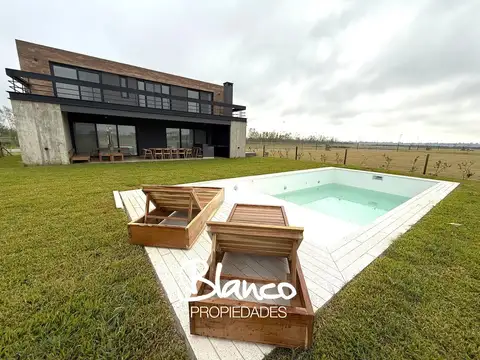 Casa en Venta en Puertos, Countries y Barrios Cerrados en Escobar
