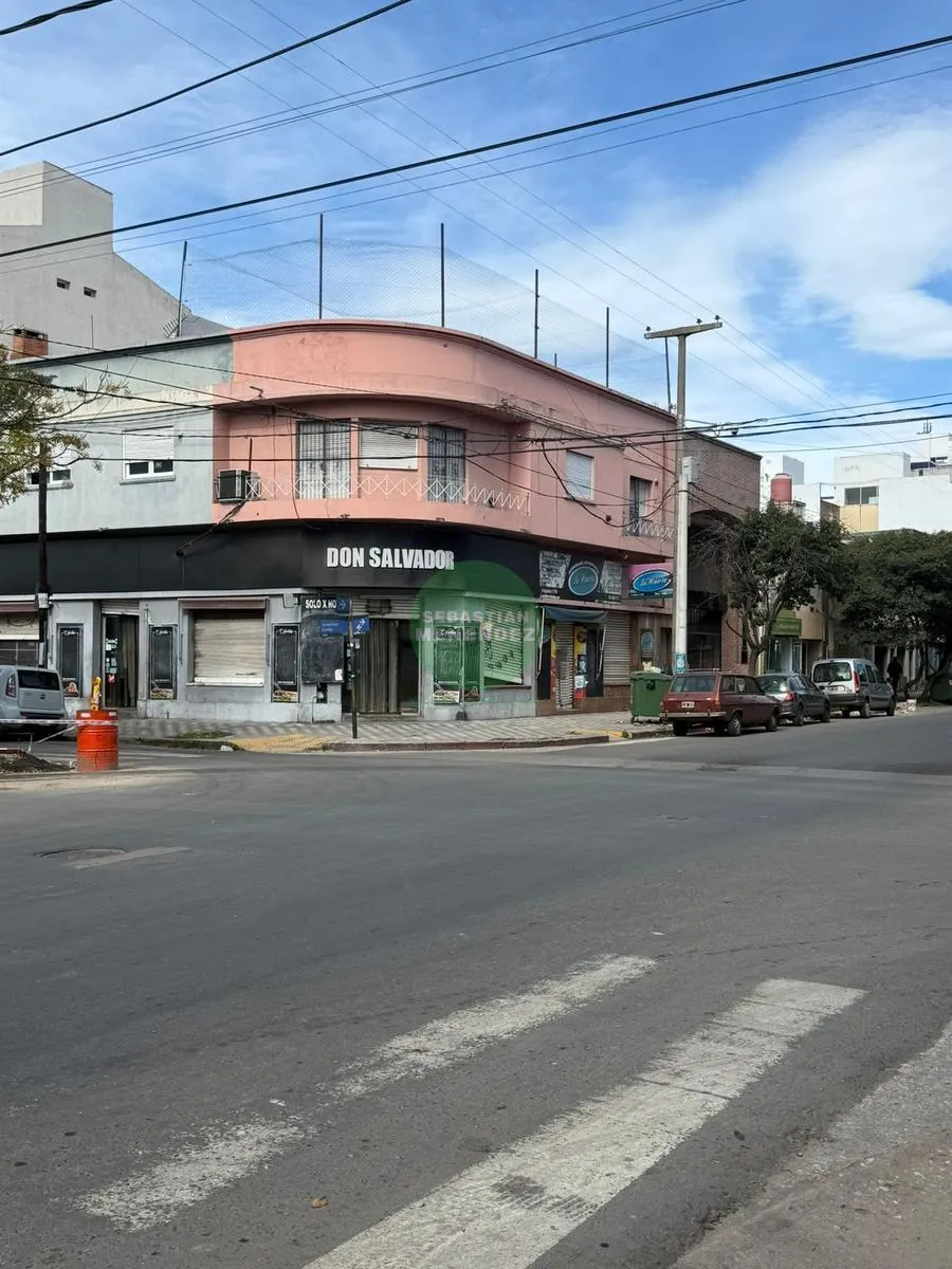 A reciclar - 3 Dormitorios - Terraza - Departamento a la venta en alta cordoba