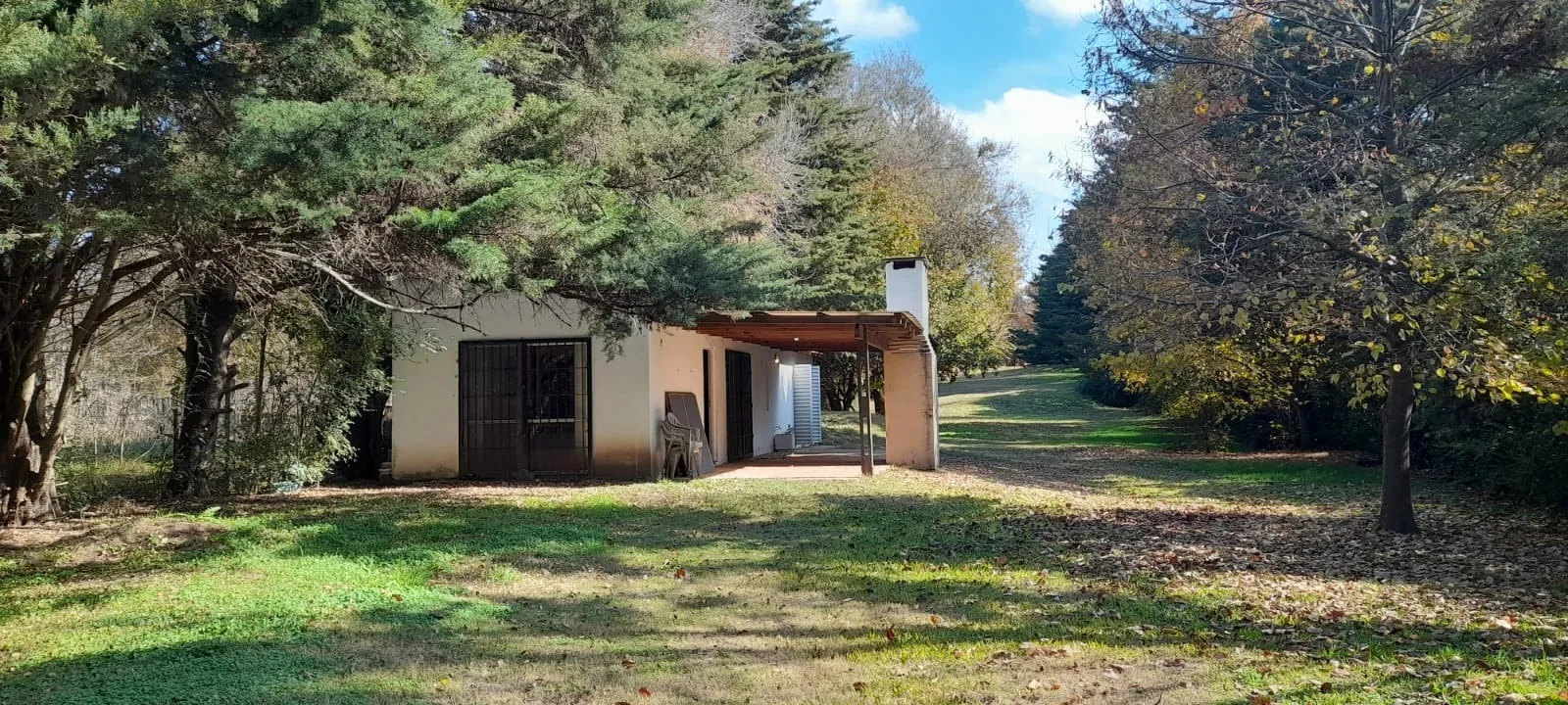 Venta casa con espectacular parque y salida al Río Los Reartes