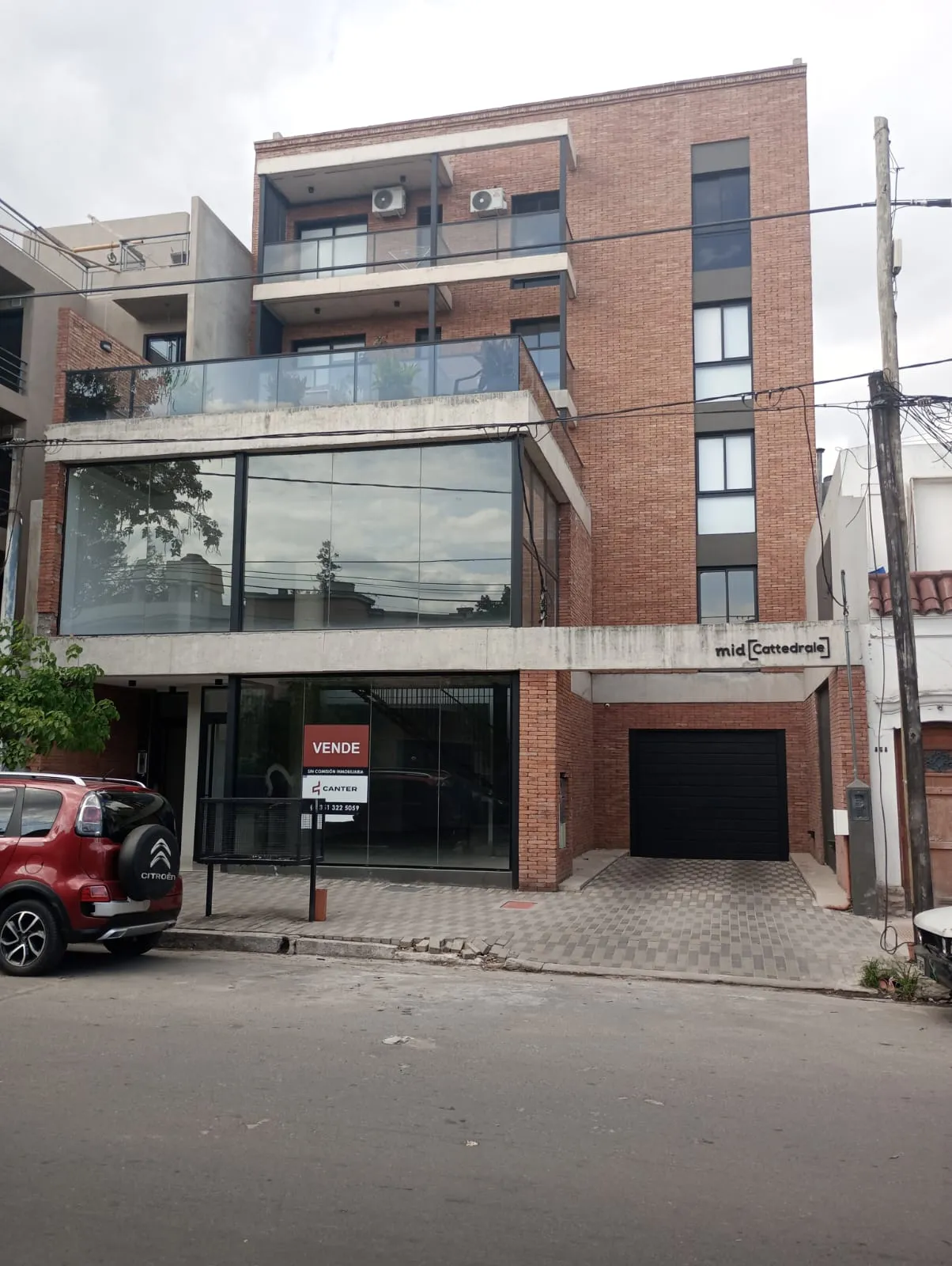 VENDO DPTO 1 DORM A METROS PLAZA ALTA CORDOBA CON RENTA