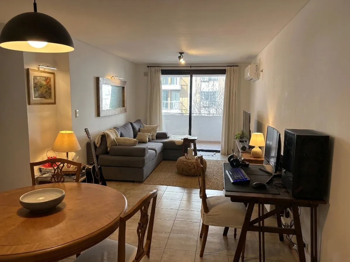 Se vende amplio departamento en Nueva Cordoba