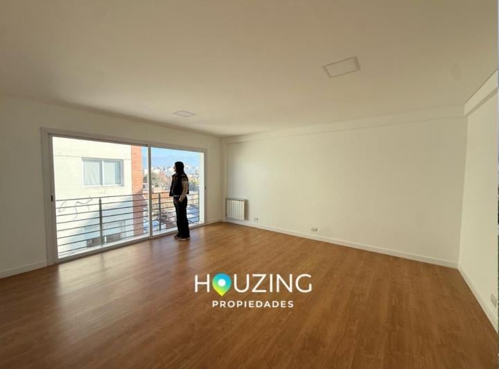 Departamento · 98m² · 4 Ambientes · 1 Cochera