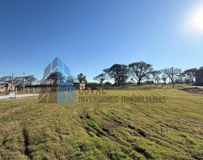 Terreno · 300m²