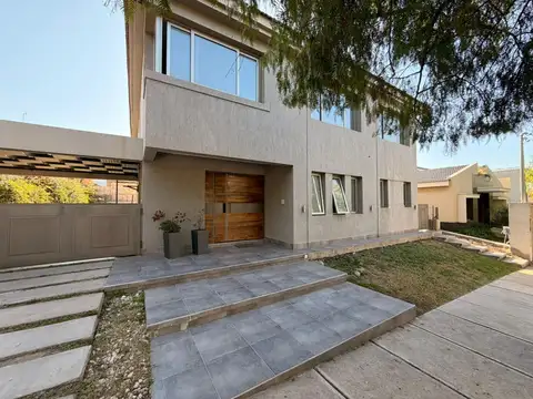 Casa en Venta en Mendoza, Capital