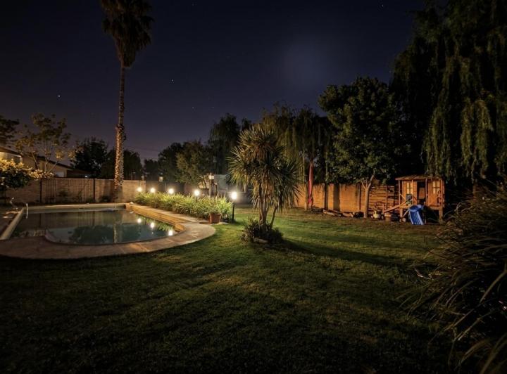 Casa · 350m² · 9 Ambientes · 4 Cocheras
