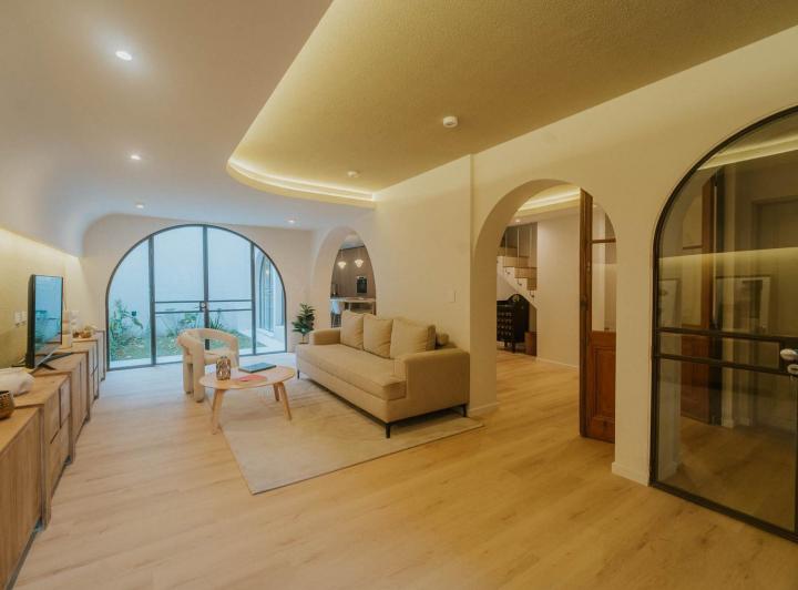 Casa · 223m² · 7 Ambientes
