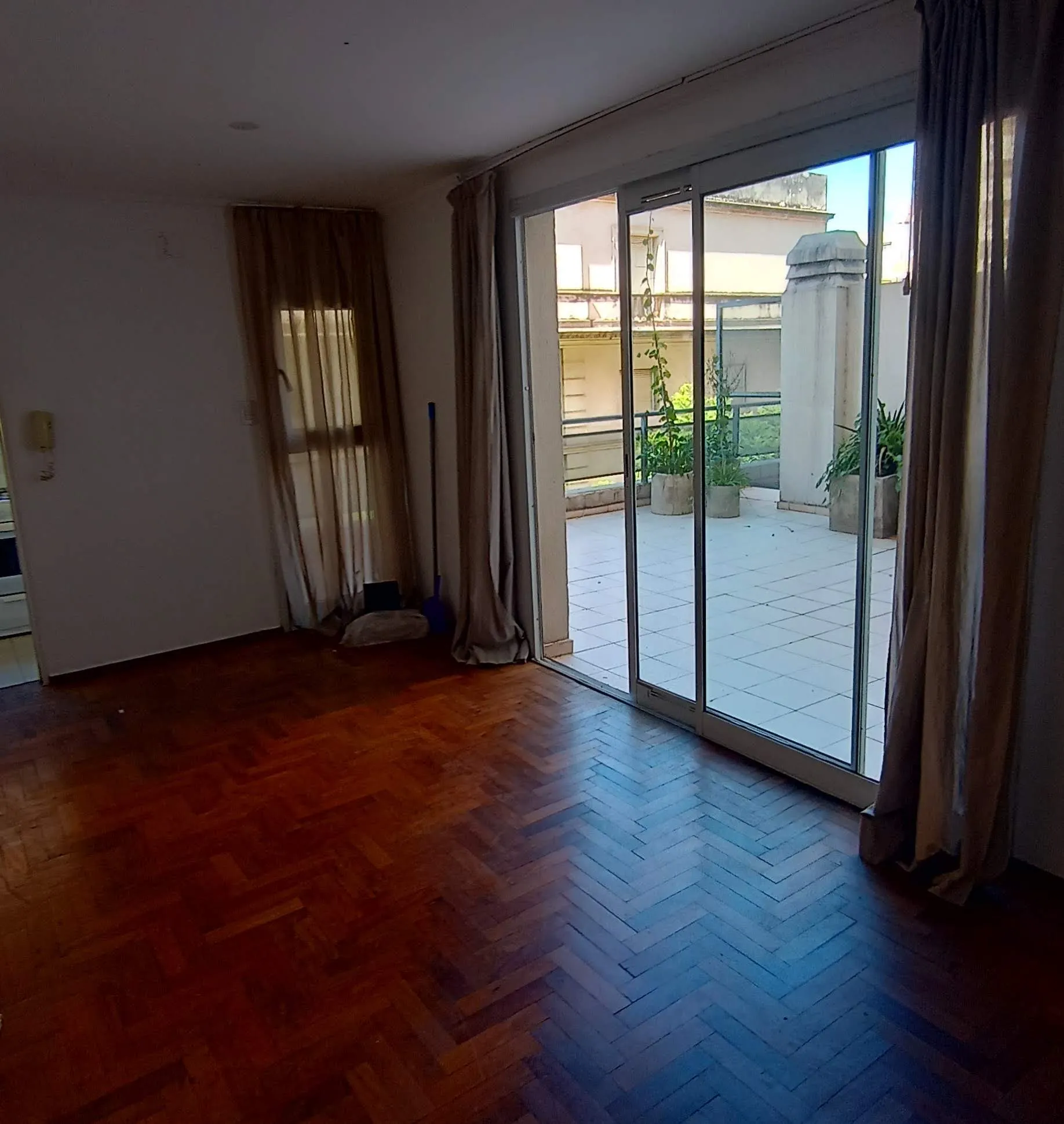 Vendo departamento Nueva Cordoba Balcon y Terraza Unico de un dormitorio