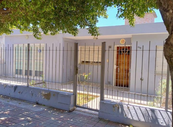 Casa · 85m² · 5 Ambientes · 1 Cochera