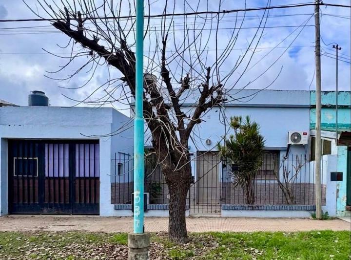 Casa · 120m² · 7 Ambientes · 1 Cochera