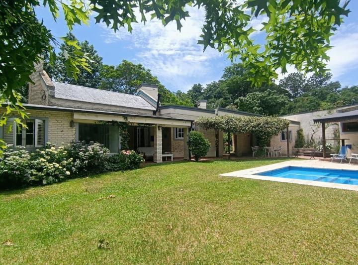 Casa · 574m² · 3 Ambientes