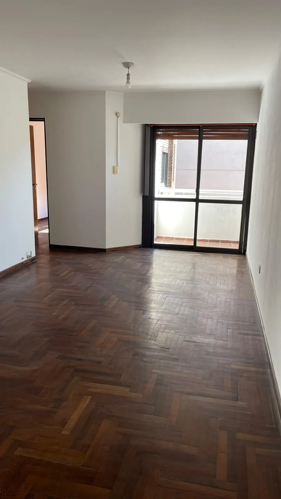 ALQUILO DPTO DE UN DORMITORIO Y ESCRITORIO!!!