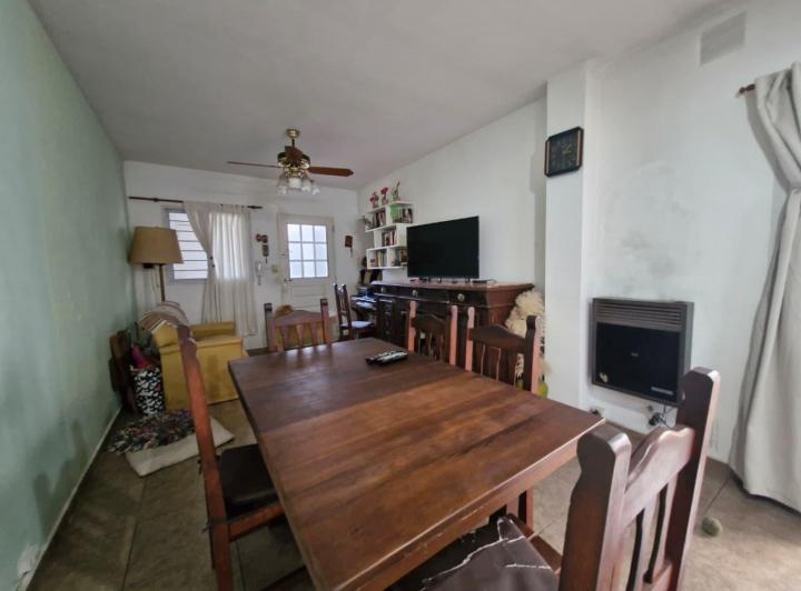Departamento · 54m² · 4 Ambientes · 1 Cochera
