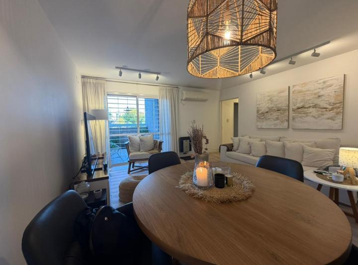 Departamento · 90m² · 4 Ambientes · 1 Cochera