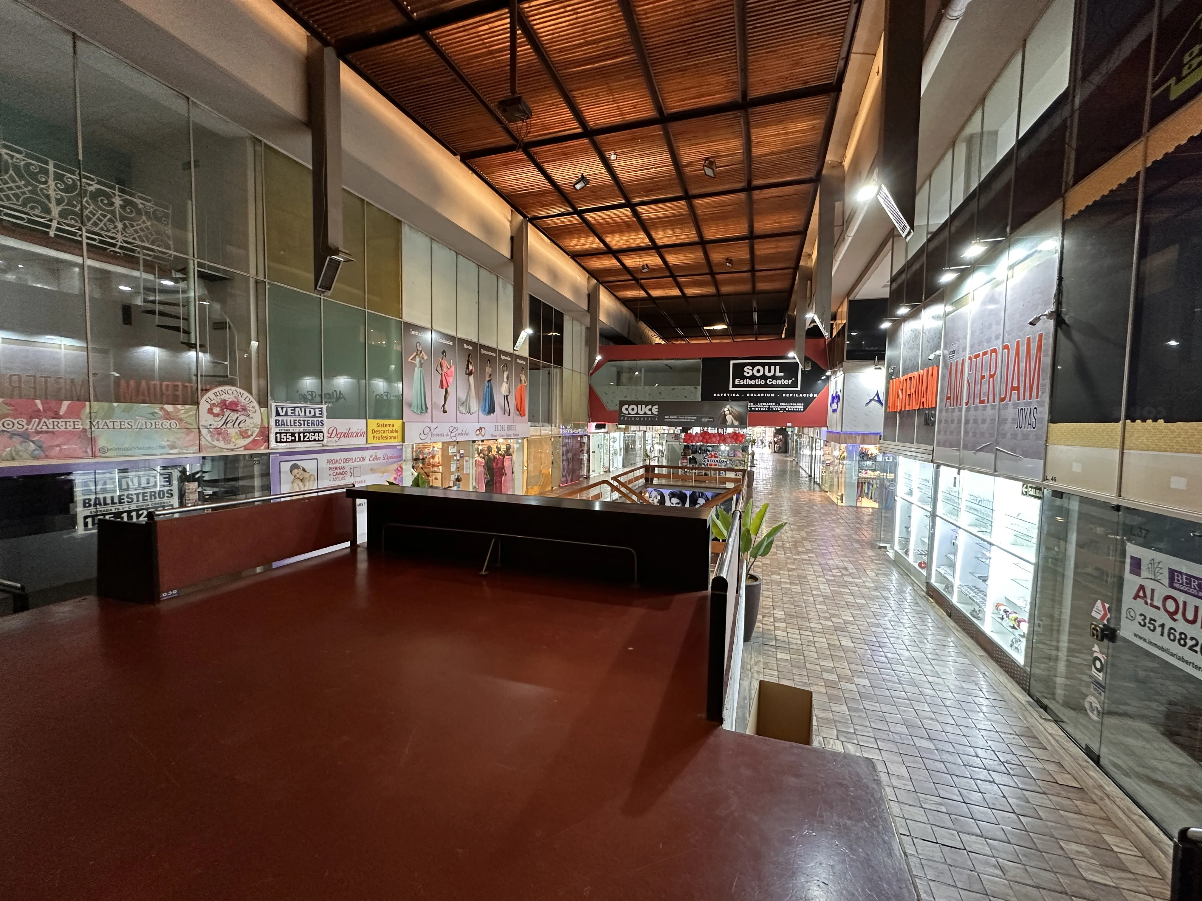 Venta Local Galeria Via de la Fontana, 9 de julio 241, Centro, Ciudad de Córdoba