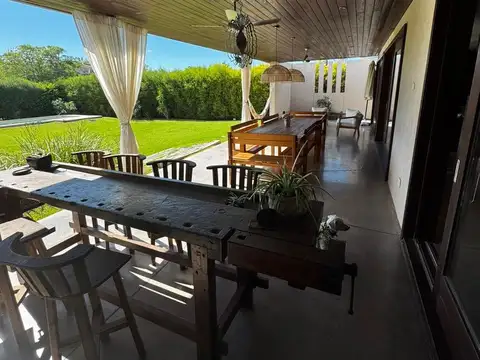 Casa en Alquiler en Puerto Roldan, Countries y Barrios Cerrados en Roldan