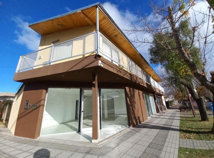Local comercial · 100m²