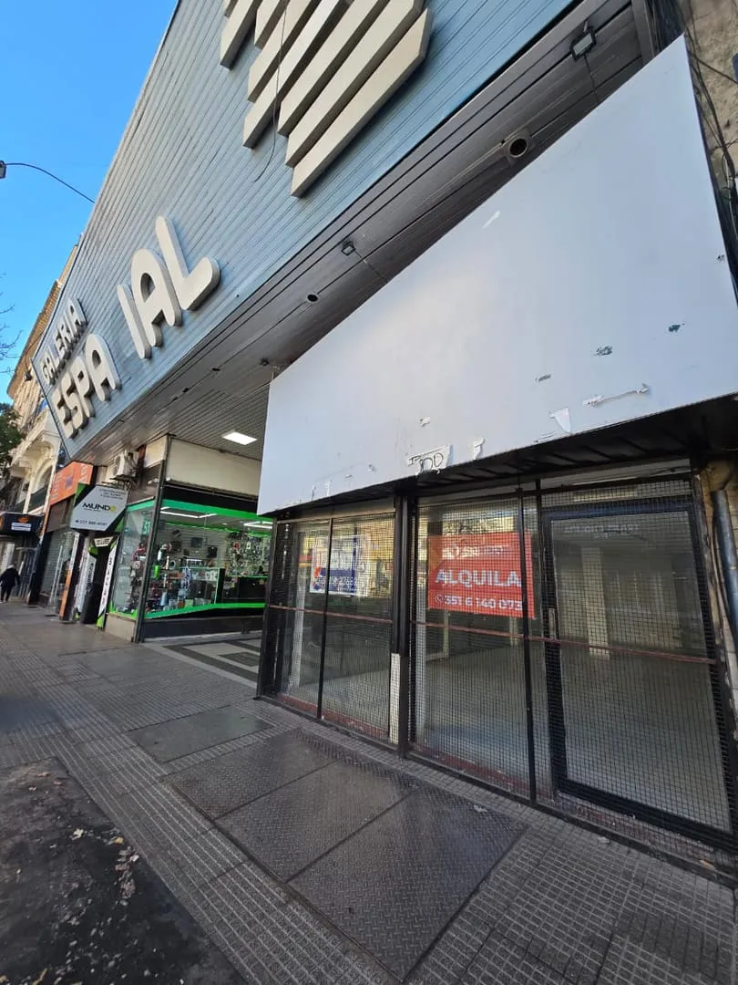 Local comercial en excelente ubicación: E. Olmos 51