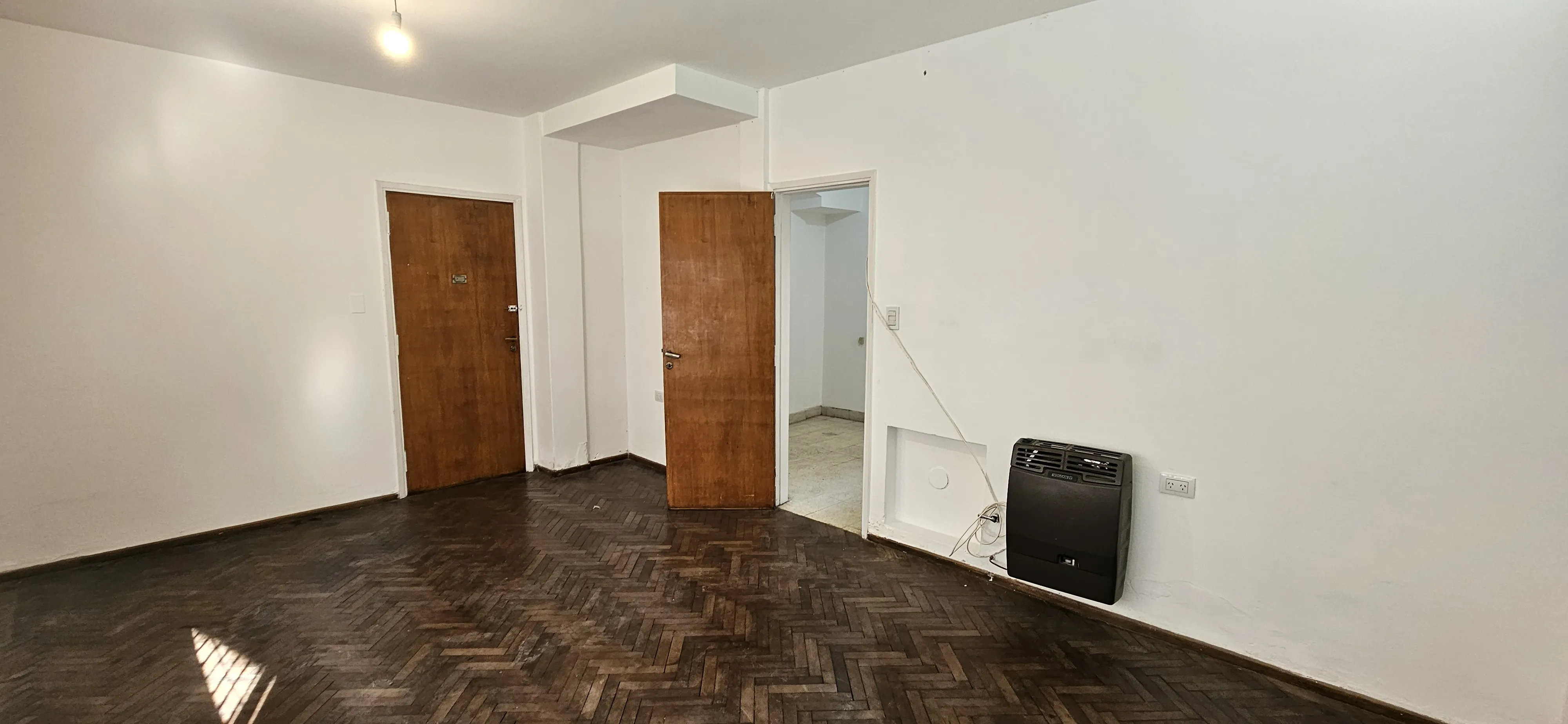 Departamento En Venta En Córdoba- 3 Habitaciones- Patio Interno-