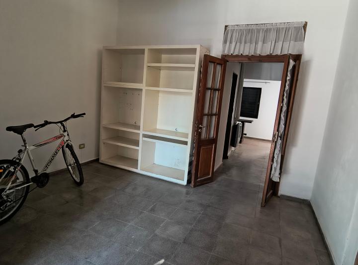 Casa · 80m² · 7 Ambientes