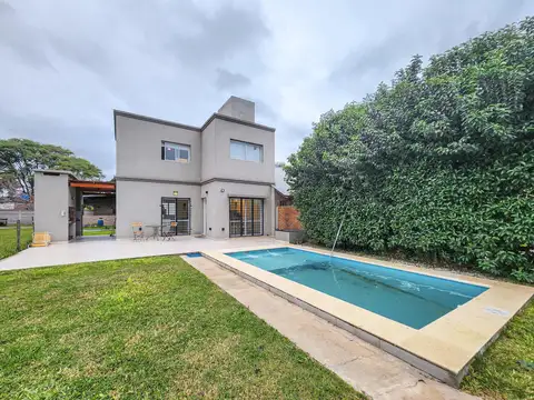 Casa en Venta en Roldan, San Lorenzo