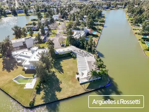 Casa en Venta en Aldea Lago, Countries y Barrios Cerrados en Fisherton