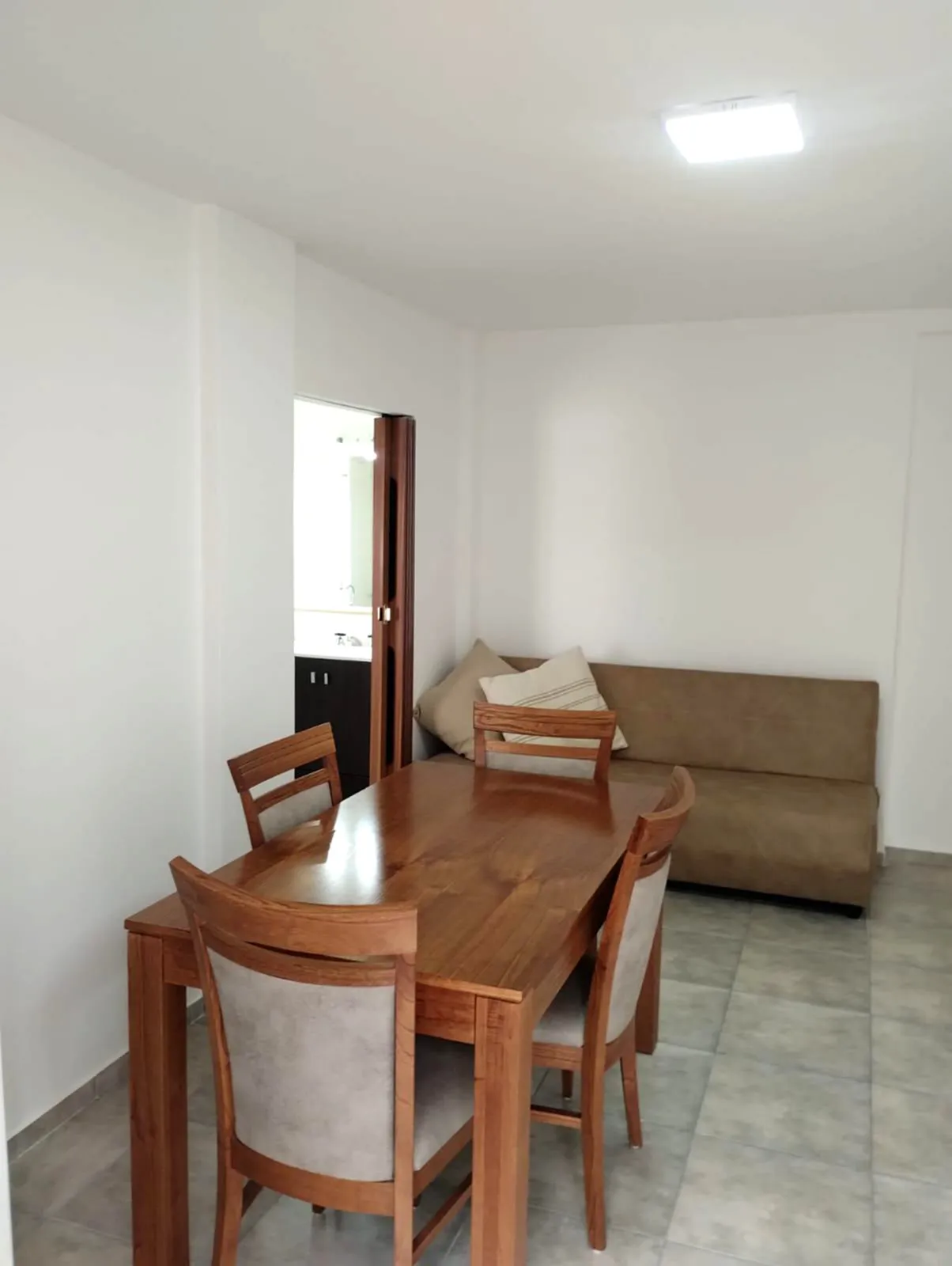VENTA DEPARTAMENTO RECICLADO A NUEVO ALBERDI 1 DORMITORIO PB CON PATIO