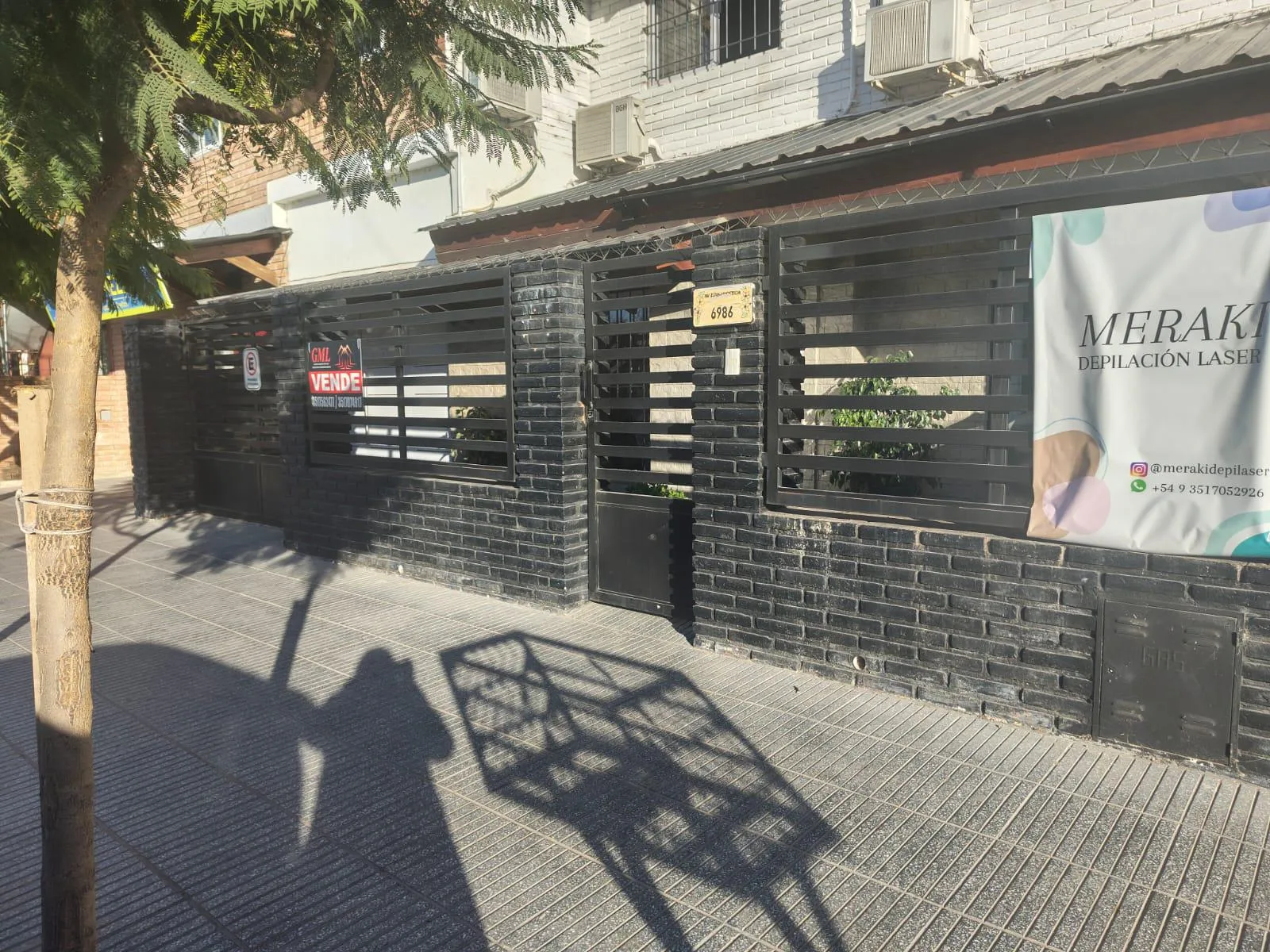 GMLPROPIEDADES VENDE CASA  IDEAL PARA INVERSION EN BARRIO ITUZAINGO CALLE AVENID...